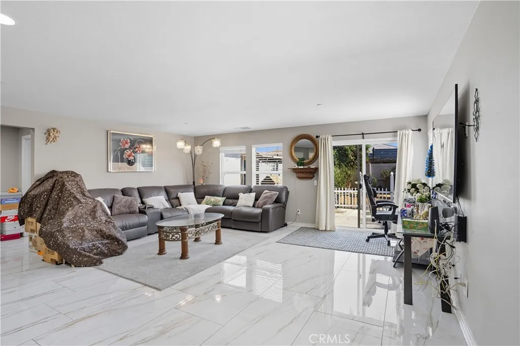 3377 Cabrillo Court, Perris, California 92570 home-pic-19